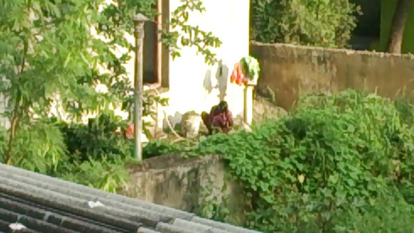 सेक्सी चेहरे के साथ गोरा उसके गालों पर सेक्सी वीडियो एचडी मूवी वीर्य के साथ देखा जाता है