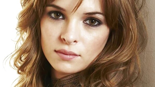 गंजा दोस्त के साथ एक स्वादिष्ट चोंच मज़ा एक अच्छी लग रही लैटिना गुजराती सेक्सी फिल्म एचडी मिल्फ़