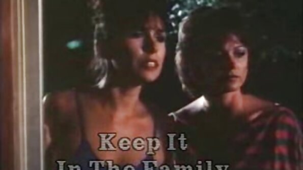 ब्यूटिफुल चिक होती हे जा रहा है बंधा होना और गड़बड़ सेक्सी मूवी एचडी द्वारा उसकी बॉयफ्रेंड